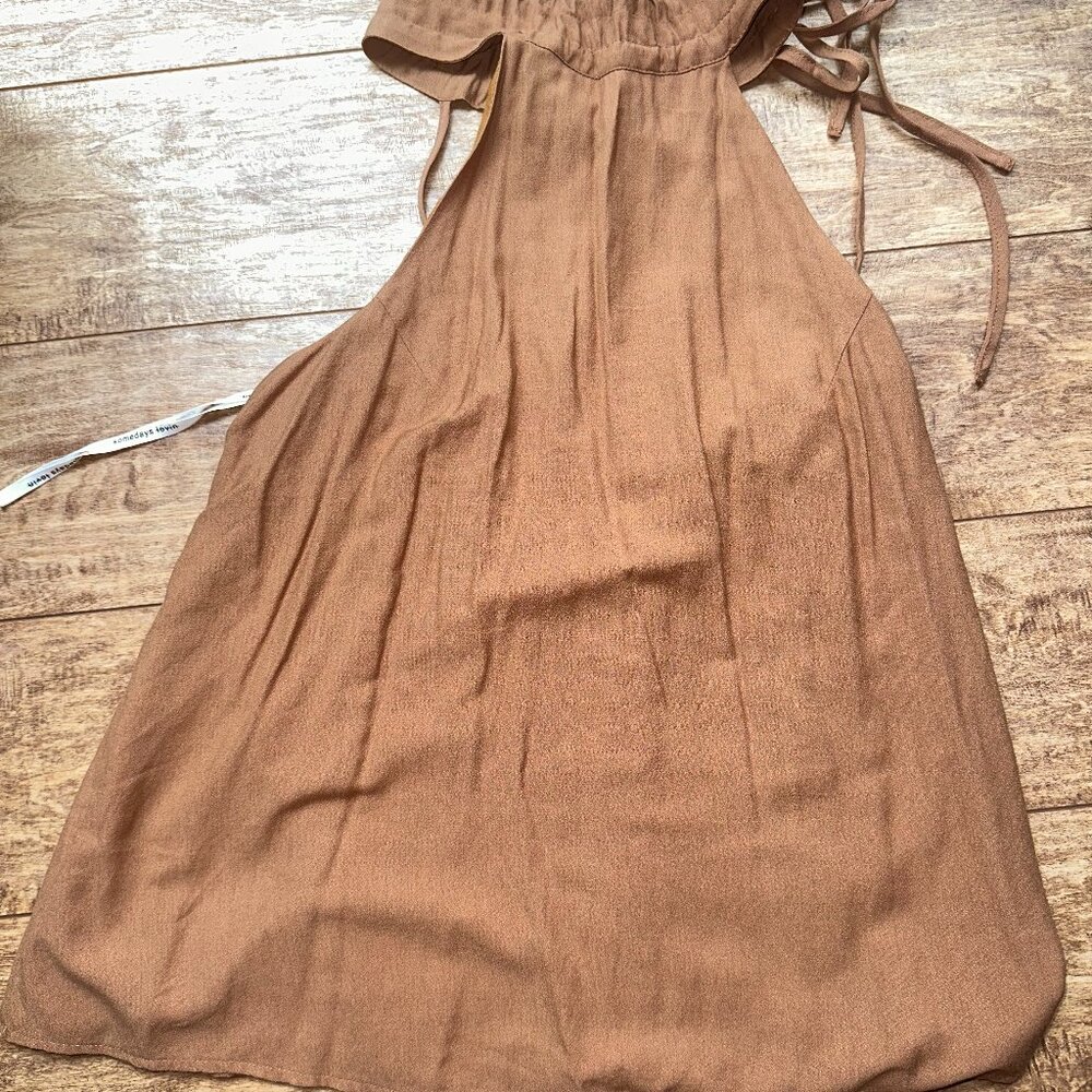 Some Days Lovin Halter Neck Open Back Top ā Size Small (Rust Brown)